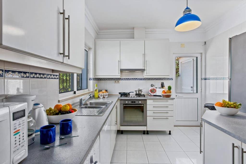 Villa White Sands - Private Oasis, Heated Pool, Beaches & Strip Nearby Albufeira Zewnętrze zdjęcie