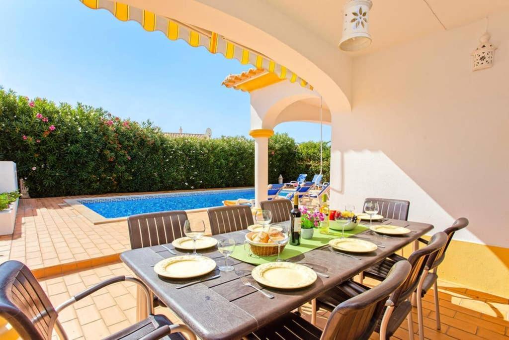 Villa White Sands - Private Oasis, Heated Pool, Beaches & Strip Nearby Albufeira Zewnętrze zdjęcie